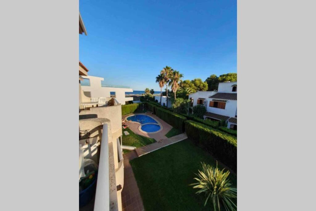Neu Renoviertes Strandappartment Mit Meerblick Alcossebre Exterior foto